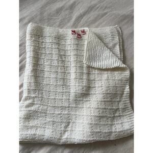 Vintage Knitted White Crotchet Baby Blanket with Kitties